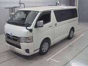 2022 TOYOTA HIACE VAN