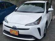 2019 TOYOTA PRIUS S