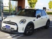 2021 BMW MINI