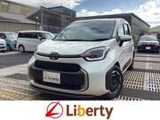 2022 TOYOTA SIENTA