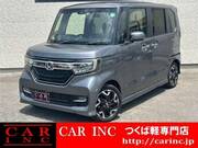 2017 HONDA N-BOX CUSTOM