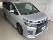 2014 TOYOTA VOXY
