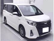 2017 TOYOTA NOAH