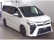 2020 TOYOTA VOXY