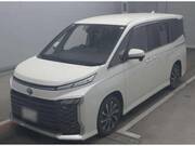 2022 TOYOTA VOXY