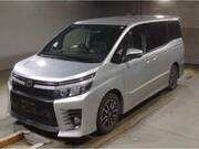 2014 TOYOTA VOXY
