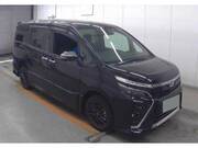2019 TOYOTA VOXY
