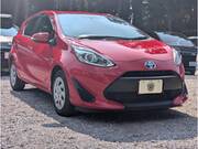 2018 TOYOTA AQUA