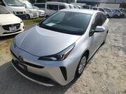 2019 TOYOTA PRIUS S