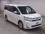 2019 TOYOTA VOXY