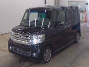 2016 HONDA N-BOX CUSTOM