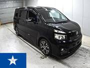 2010 TOYOTA VOXY