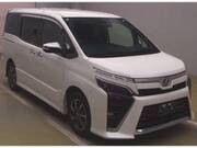 2020 TOYOTA VOXY