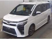 2020 TOYOTA VOXY