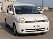 2004 TOYOTA SIENTA X