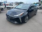 2019 TOYOTA PRIUS