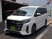 2017 TOYOTA NOAH