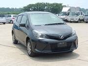 2015 TOYOTA VITZ F