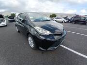 2015 TOYOTA VITZ U