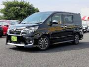 2014 TOYOTA VOXY