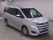2020 TOYOTA NOAH X