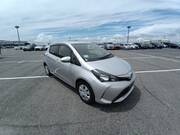 2014 TOYOTA VITZ F