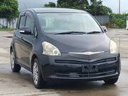 2010 TOYOTA RACTIS