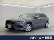 2020 VOLVO V60