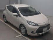 2021 TOYOTA AQUA
