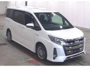 2018 TOYOTA NOAH