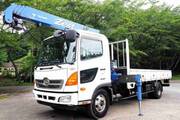 2015 HINO POWDER CEMENT TRUCK