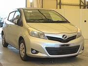 2013 TOYOTA VITZ F