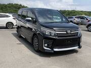 2017 TOYOTA VOXY ZS KIRAMEKI II
