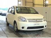 2004 TOYOTA RAUM