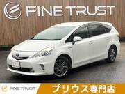 2011 TOYOTA PRIUS ALPHA