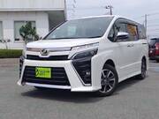 2020 TOYOTA VOXY