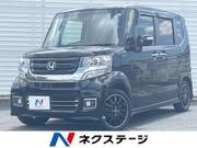 2017 HONDA N-BOX CUSTOM