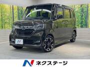 2017 HONDA N-BOX CUSTOM
