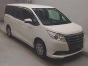 2015 TOYOTA NOAH
