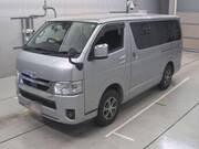 2022 TOYOTA HIACE VAN