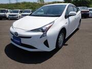 2017 TOYOTA PRIUS S