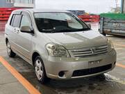 2004 TOYOTA RAUM