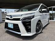 2019 TOYOTA VOXY