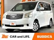 2010 TOYOTA NOAH
