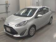 2020 TOYOTA AQUA