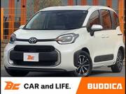 2023 TOYOTA SIENTA
