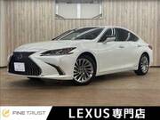 2019 LEXUS ES