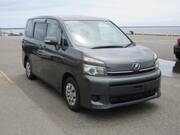 2011 TOYOTA VOXY X