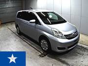2015 TOYOTA ISIS L