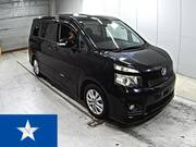 2010 TOYOTA VOXY